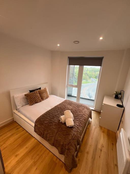 2 Bed Corner Apartment With Gym 曼彻斯特 外观 照片